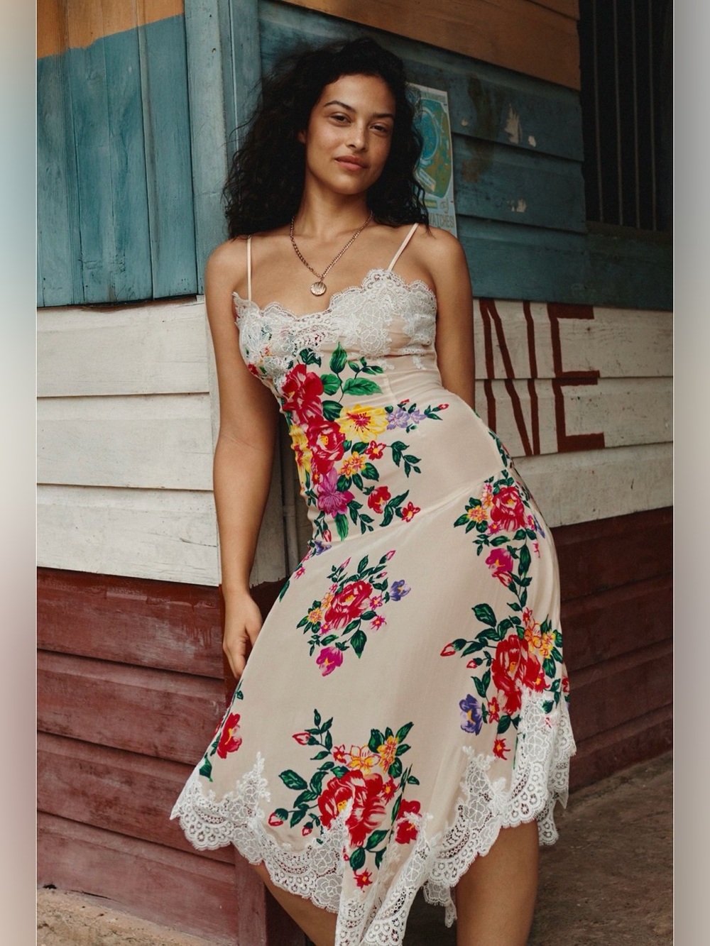 By Anthropologie sleeveless V neck lace slip midi dress